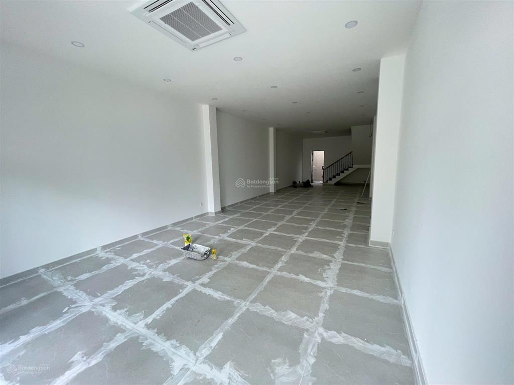 Cho thuê nhà mặt phố cityland hoàn thiện mới 100% có thang máy