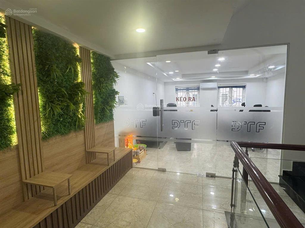 Văn phòng cityland full nội thất cho thuê giá 9tr (free xe)