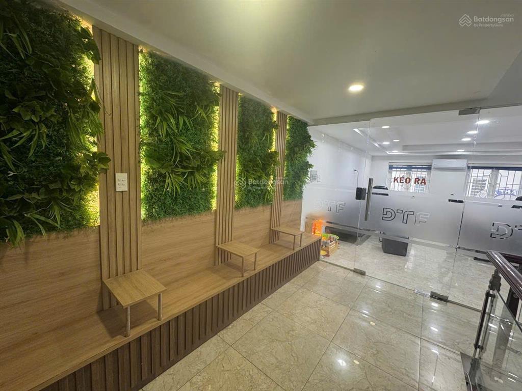 Văn phòng cityland full nội thất cho thuê giá 9tr (free xe)