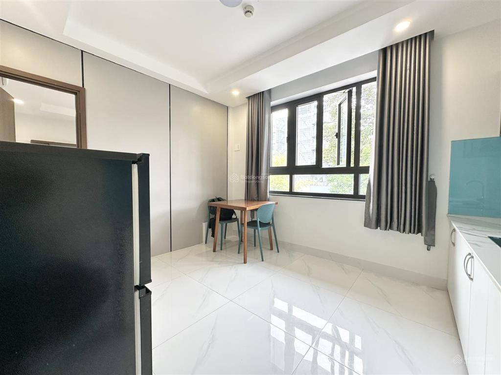 Cho thuê chdv 1 phòng ngủ tại đảo kim cương  q2, diện tích lớn, có chỗ đậu xe