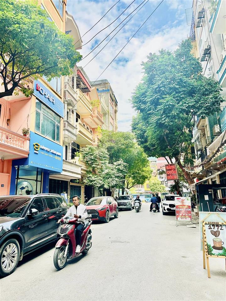 Nhà phân lô  ô tô tránh phố hoàng ngân  cầu giấy, dt 80/90m2 x 6t, 3 mặt thoáng, giá nhỉnh 26 tỷ.
