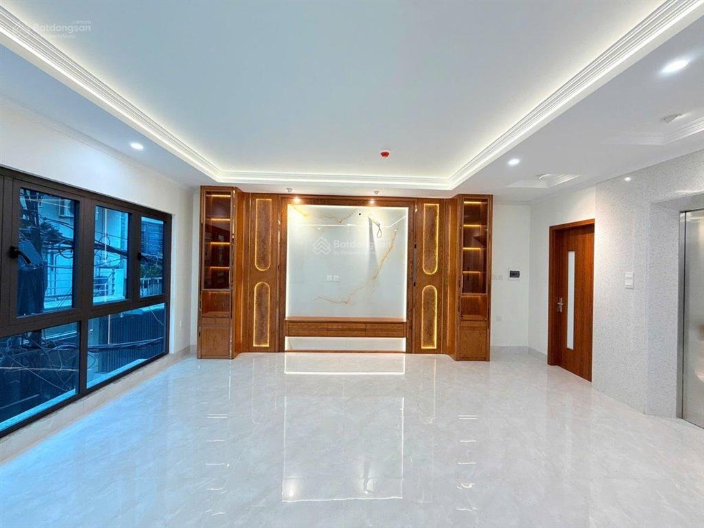 Bán nhà phố đại la, 54 m2 giá 20.5 tỷ, 6 tầng thang máy, gara ô tô, ô tô tránh, kinh doanh đỉnh