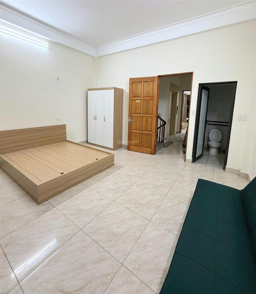 Cho thuê phòng ccmn view hồ yên sở  thang máy  full đồ  ô tô đỗ cửa chỉ 3tr8