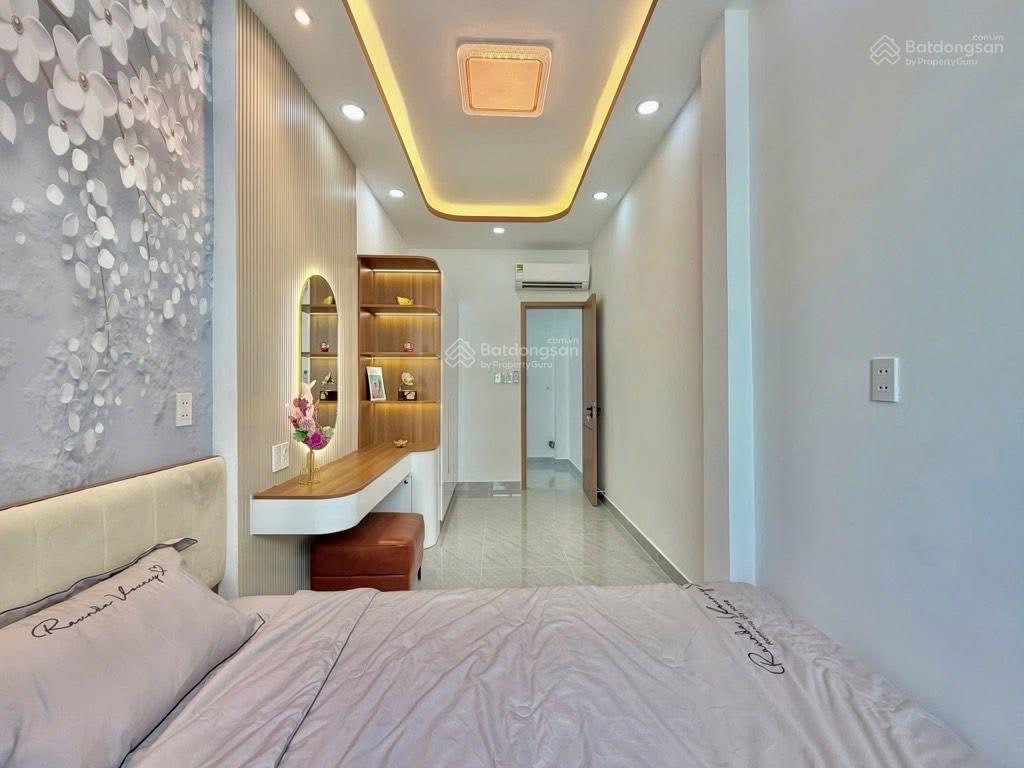 Sốc! nhà nguyễn công hoan 40m², 3pn, 1t1l, sân thượng, shr