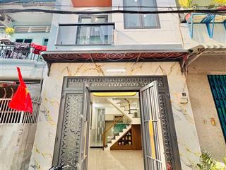 Ngộp bán gấp nhà lê văn quới dt39m 2t 2pn 2wc giếng trời thoáng mát hẻm 5m ô tô sổ riêng giá 3.99tỷ
