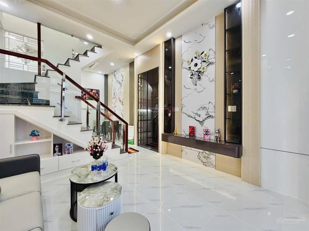 Chỉ 1,8 tỷ sở hữu nhà 40m gò dĩ an 1 trệt 1 lầu dt 40m², full nội thất, hoàn công đầy đủ!