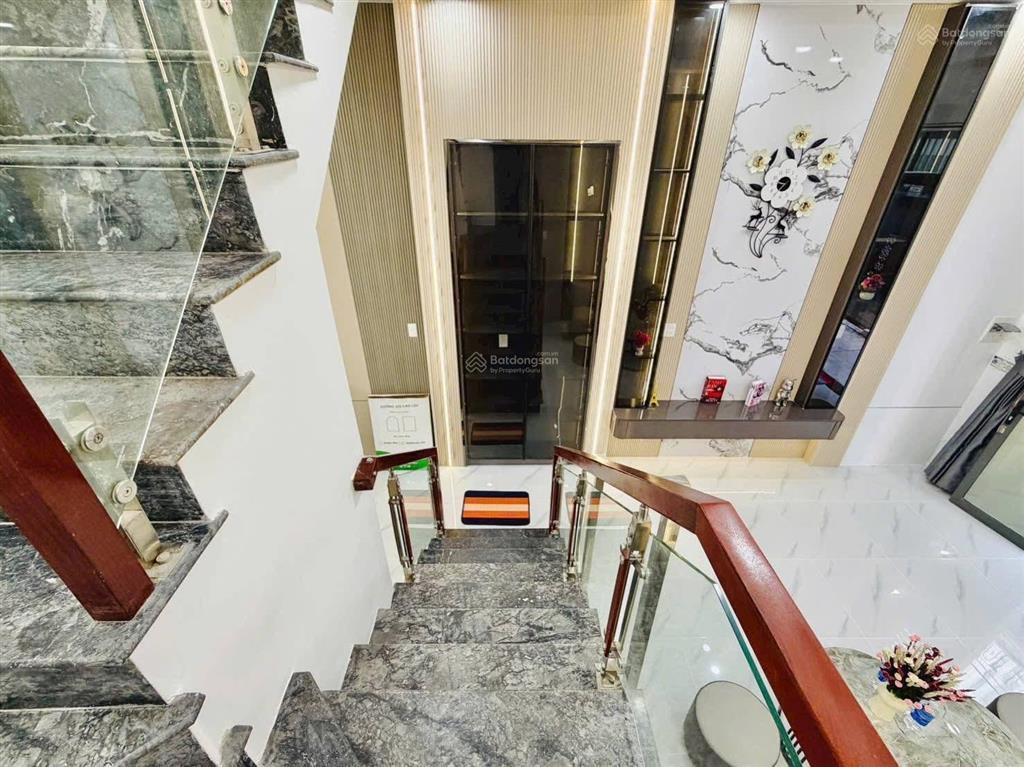 Chỉ 1,8 tỷ sở hữu nhà 40m gò dĩ an 1 trệt 1 lầu dt 40m², full nội thất, hoàn công đầy đủ!