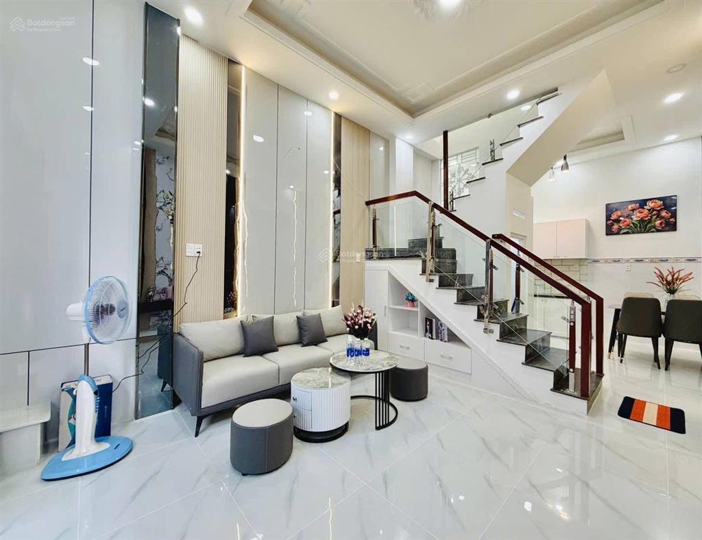 Chỉ 1,8 tỷ sở hữu nhà 40m gò dĩ an 1 trệt 1 lầu dt 40m², full nội thất, hoàn công đầy đủ!
