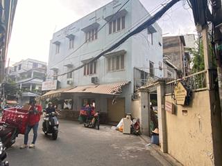 88tr/m2 bán nhà ngay cộng hoà p.13 tân bình dt 6x50m cn 215m2 kc 2 tầng hđt 40tr giá 19 tỷ tl