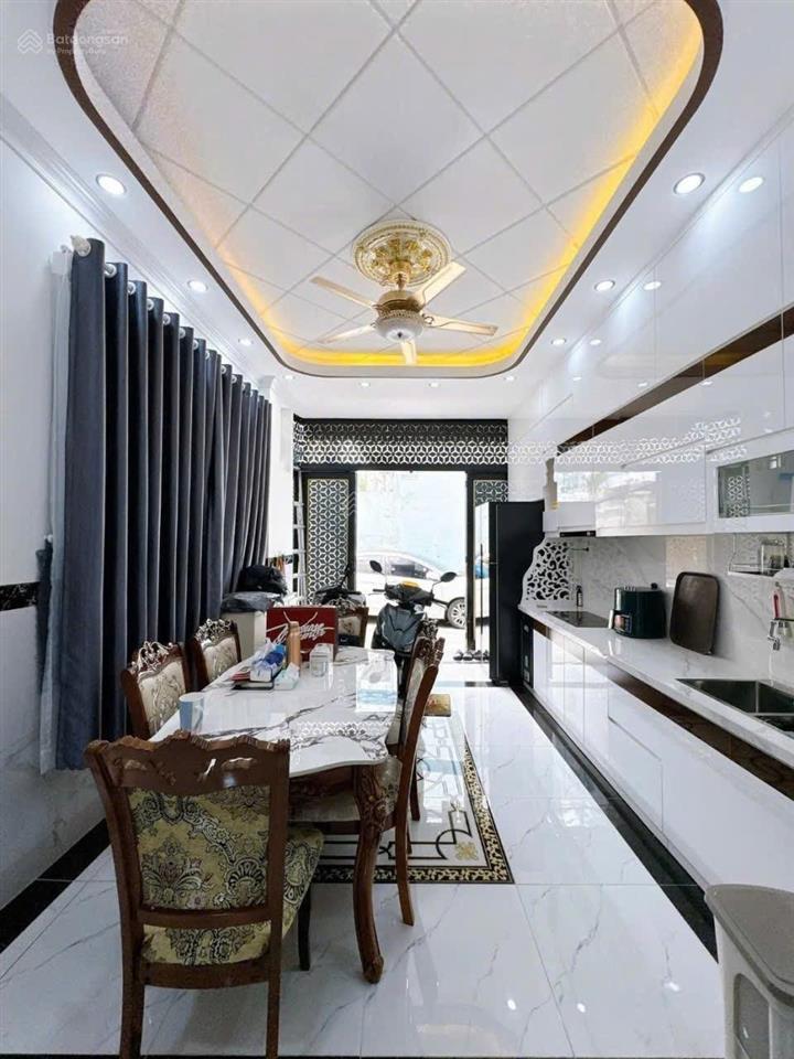Bán nhà ngay phan đăng lưu p2 phú nhuận dt 12m x 4m cn47m2 kc 4 tầng giá 11,9 tỷ