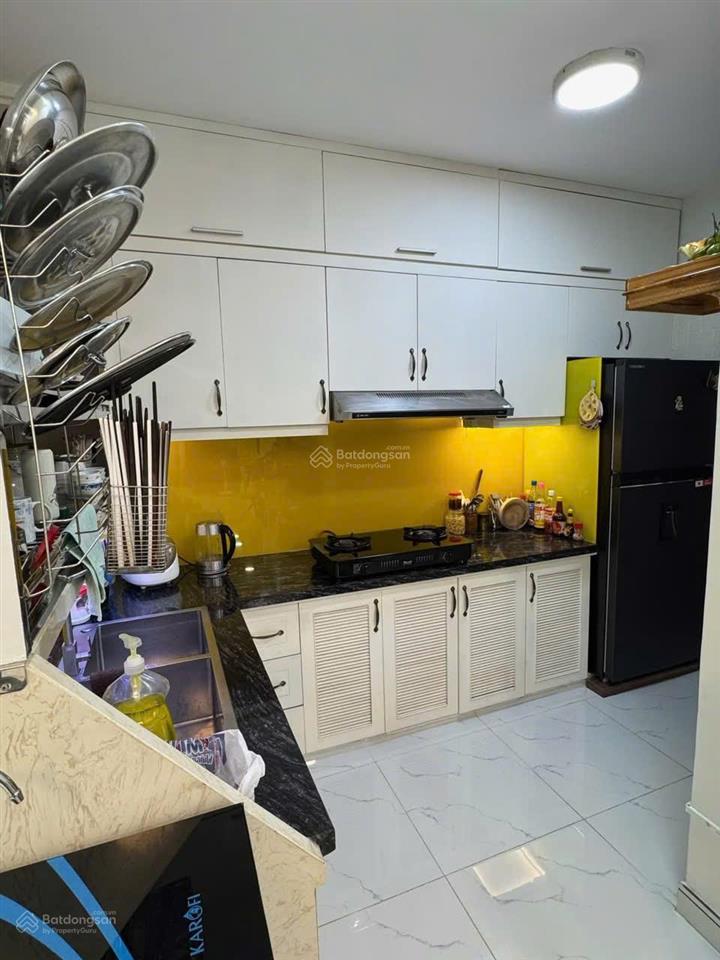 Chung cư nguyễn ngọc phương, bt 14triệu, 3p ngủ, full nội thất, nhà mới