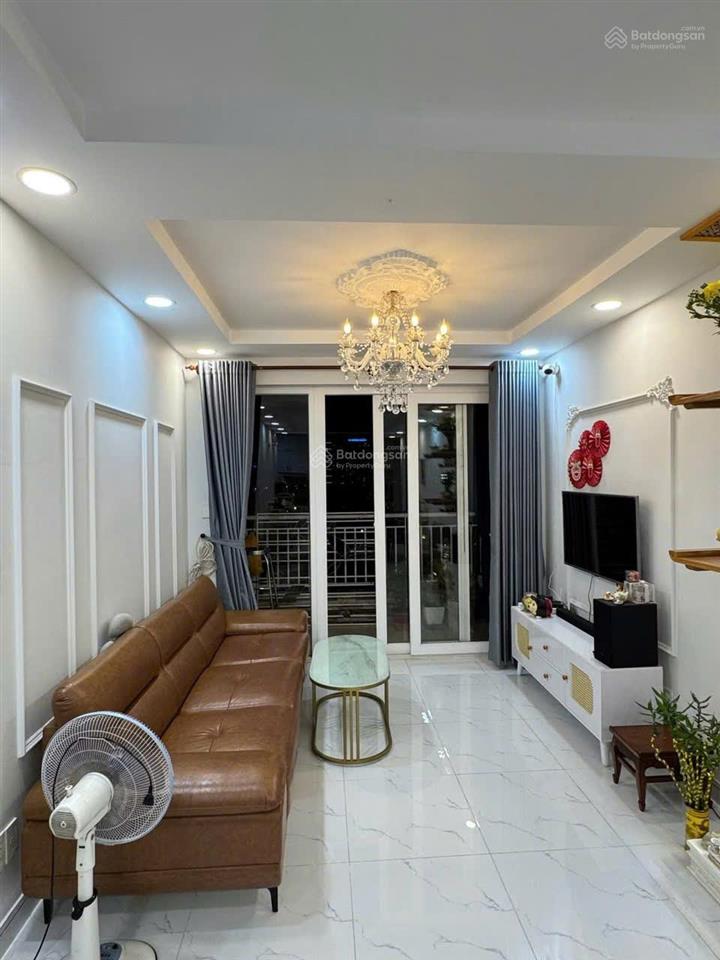 Chung cư nguyễn ngọc phương, bt 14triệu, 3p ngủ, full nội thất, nhà mới