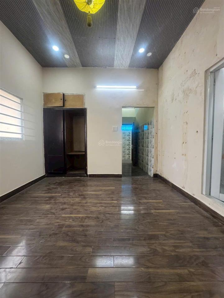 Bán căn hộ chung cư 52 đường lê quang sung, diện tích 85m2, giá 2.6tỷ