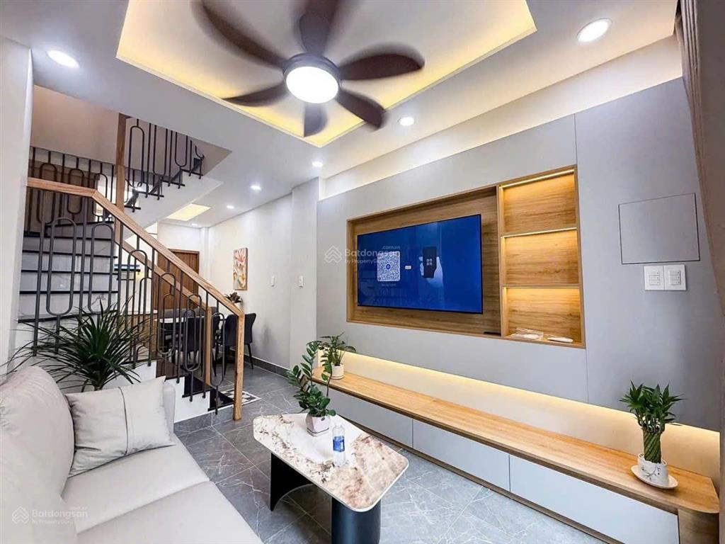 Cô chú bán nhà gần mt phan văn trị, p. 11, bình thạnh 69m2. sổ chủ giữ