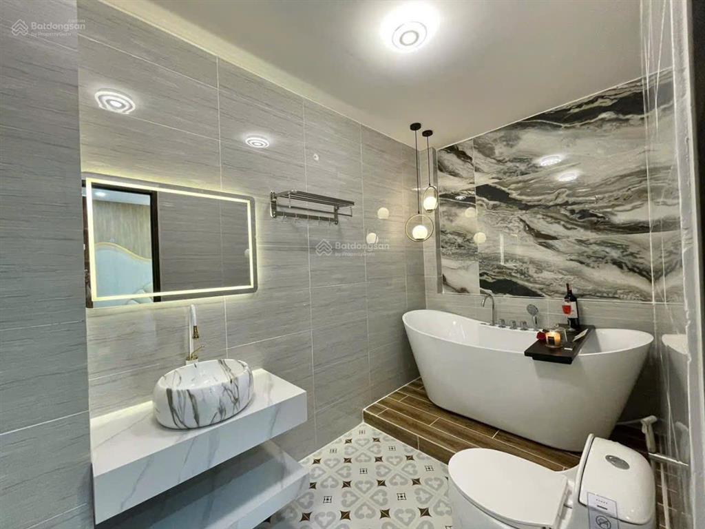 Chính chủ bán nhà gần mt lê quang định, p.1, gò vấp  62m2 giá 6tỷ800tr. đang cho thuê 15tr/tháng.