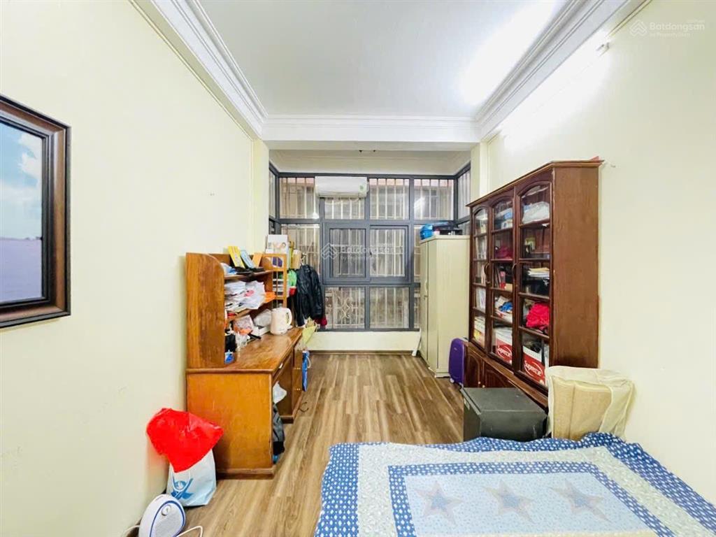 Bán nhanh ngõ 33 lê thanh nghị. 28m2. 5 tầng. mt 3m. oto vào nhà. giá 7.4tỷ có bớt cho khách.!