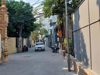 Thật 100%  bán nhà view hồ định công 70m2 x4 tầng ô tô vào nhà giá 13.8 tỷ sổ đỏ nở hậu