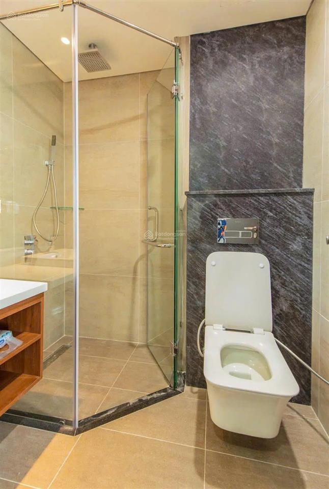 Bán tòa căn hộ mỹ đa đông dt 256m2 17 căn hộ cho thuê dài hạn 150 tr/ tháng giá 3x tỷ(x nhỏ)