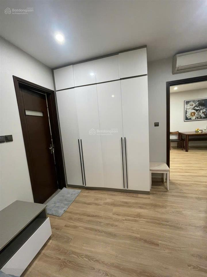 Chính chủ gia đình mình cần bán căn 2 ngủ v4 home city dt 72m² full nội thất có lốt ô tô