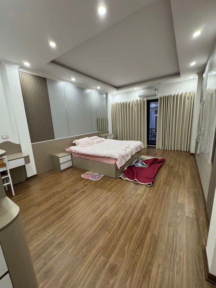 tam trinh hai bà trưng 71m lô góc ô tô vào nhà