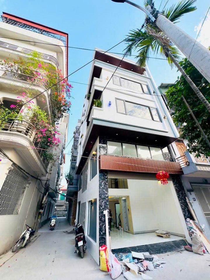 NGUYỄN HỮU THỌ – LINH ĐÀM | LÔ GÓC – Ô TÔ – THANG MÁY – KINH DOANH ĐỈNH 