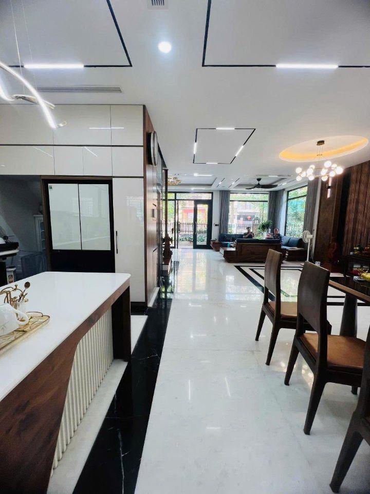🏡✨ SIÊU HIẾM – BIỆT THỰ ĐẲNG CẤP FULL NỘI THẤT XỊN SÒ ✨🏡 💎 LÔ GÓC 3 MẶT THOÁNG – THANG MÁY NHẬP KHẨU – SỔ HOA HẬU 