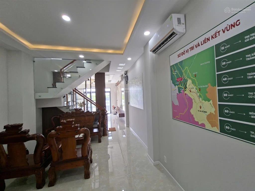 Cần bán căn 2 lầu 3pn ngay kcn phước đông