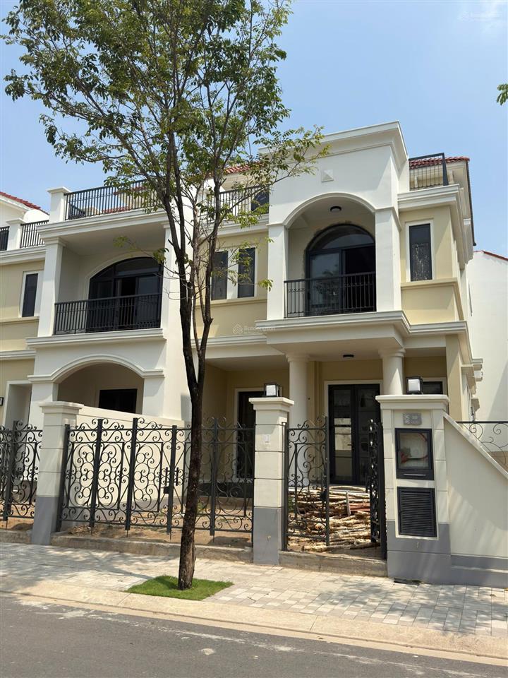 Duy nhất 1 căn nhà phố 8x19.5m khu valencia gần sông, thanh toán trước chỉ 6.94 tỷ