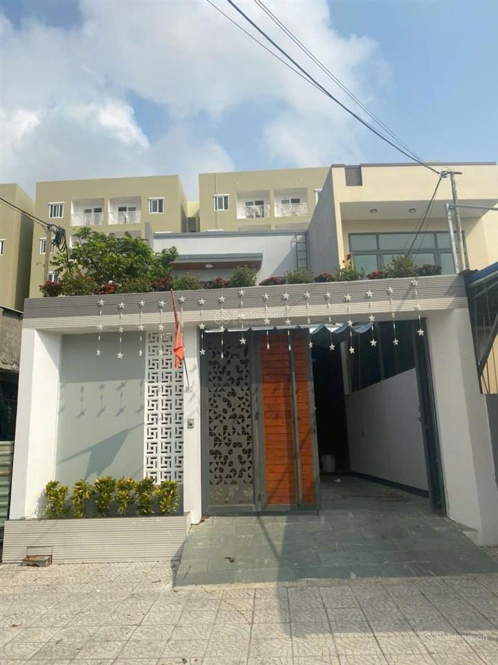 Mua một được hai bán đất tặng nhà hai tầng  mặt tiền đường tân lưu  cách biển 600m