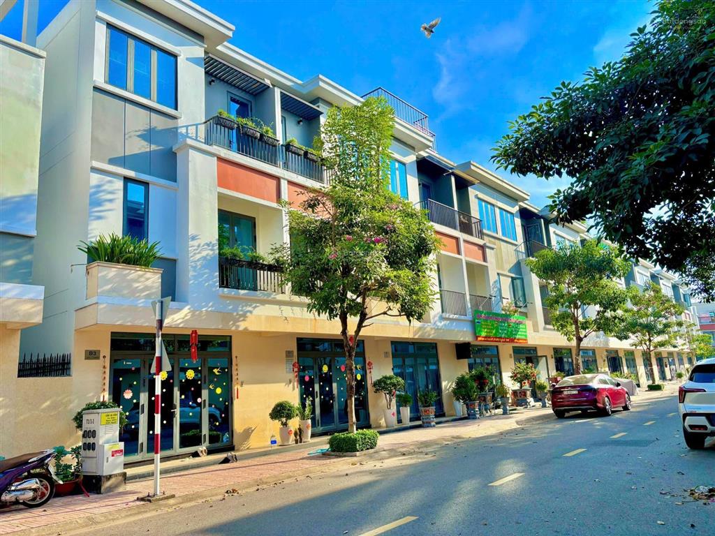 Bán gấp nhà ngay trung tâm phường an phú