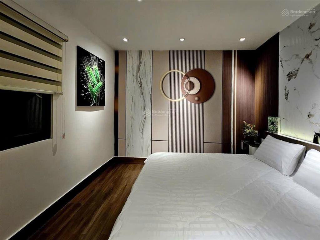 Bán nhà đường võ thị sáu  gần chợ tân định  chỉ với 1,990 tỷ  sổ hoàn công đầy đủ