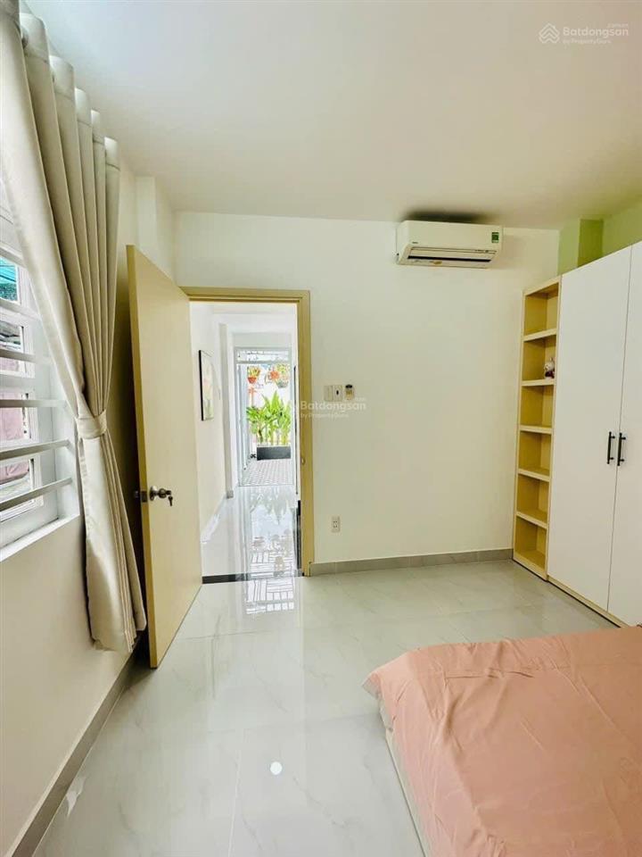 Nhà đẹp đang có hợp đồng thuê 10tr/th  đường trần huy liệu  phú nhuận  gần bv an sinh