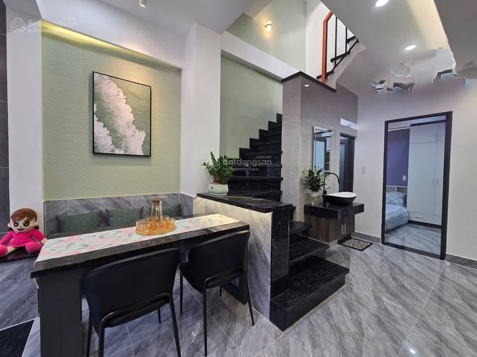Tài chính tầm 2 tỷ  nên xem căn này đường vườn chuối, quận 3  gần bv bình dân  sổ sẵn