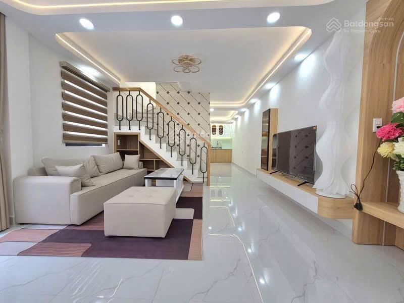 Nhà đẹp mà giá như cho  đường trần văn khê, bình thạnh  gần đh thuỷ lợi  giá 2,550 tỷ