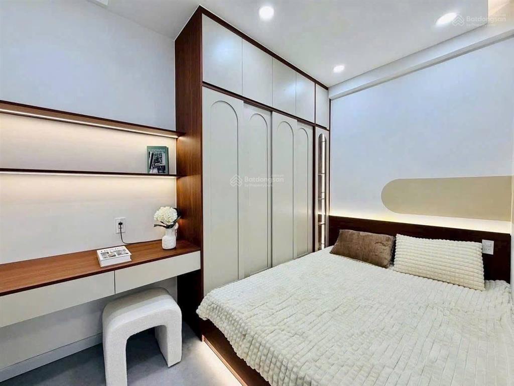 Nhà đẹp đúng hình  đúng giá 1,930 tỷ  đường nguyễn bỉnh khiêm, quận 1  gần gem center