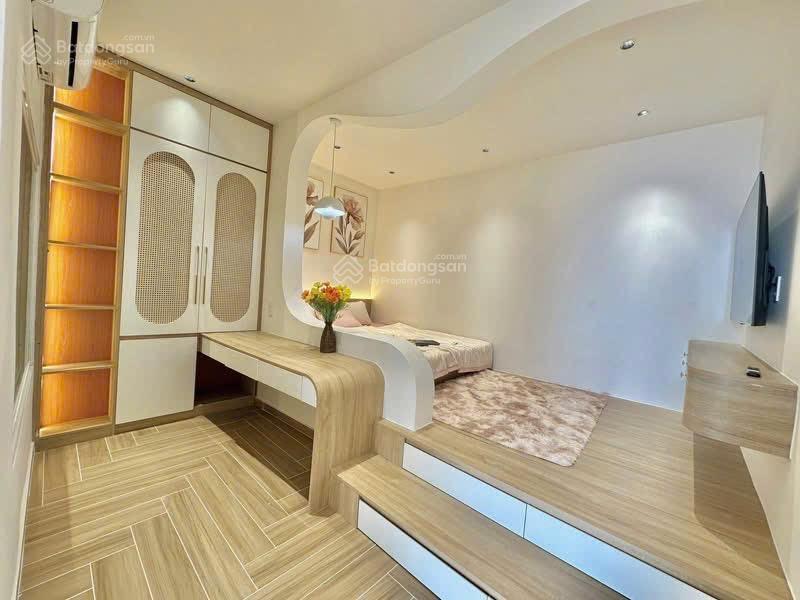 Nhà đẹp sẵn nội thất  tiết kiệm chi phí  đường nguyễn đình chính, phú nhuận