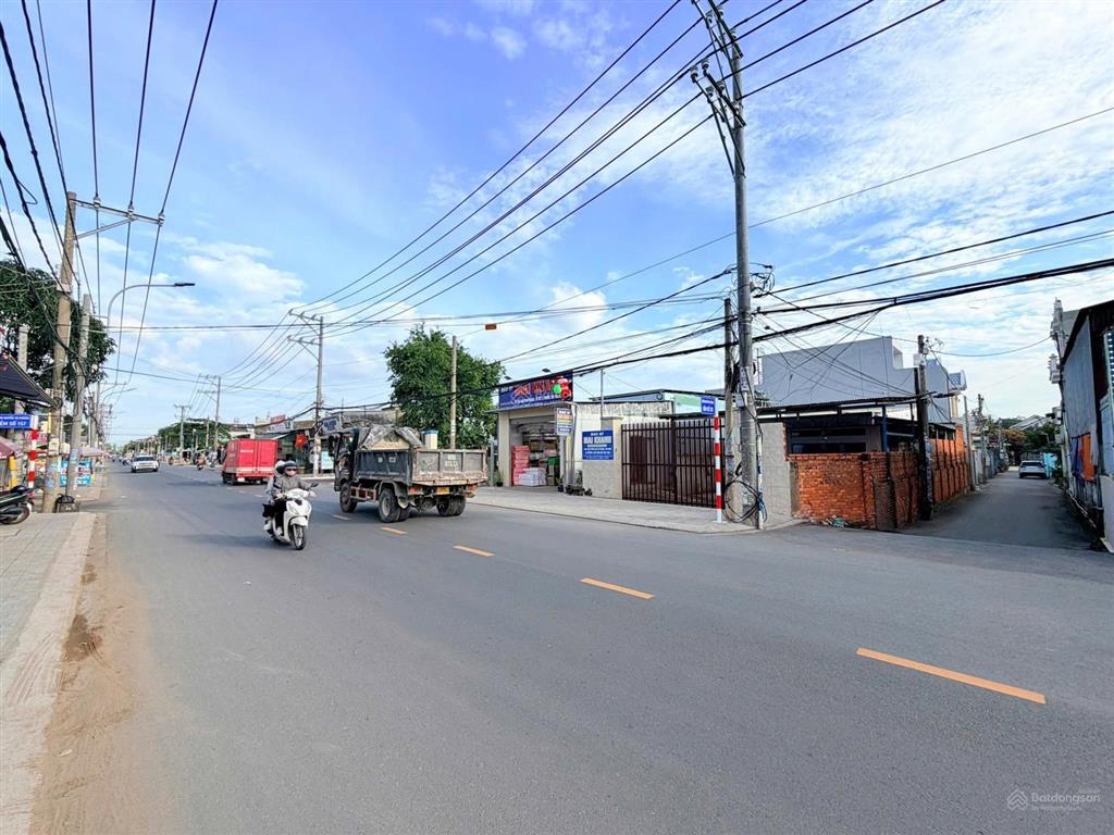 Bán đất (dt 81,6m2) sr thổ cư 100%, đường 5m cách nguyễn tri phương chỉ 100m. giá chỉ 2,750 tỷ