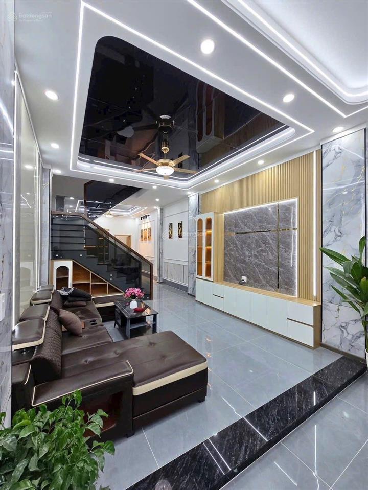 Bán căn nhà 1t1l hoàn công (dt 65m2) đường oto ngay tđc bửu hoà. giá chỉ 3,7 tỷ tặng full nội thất