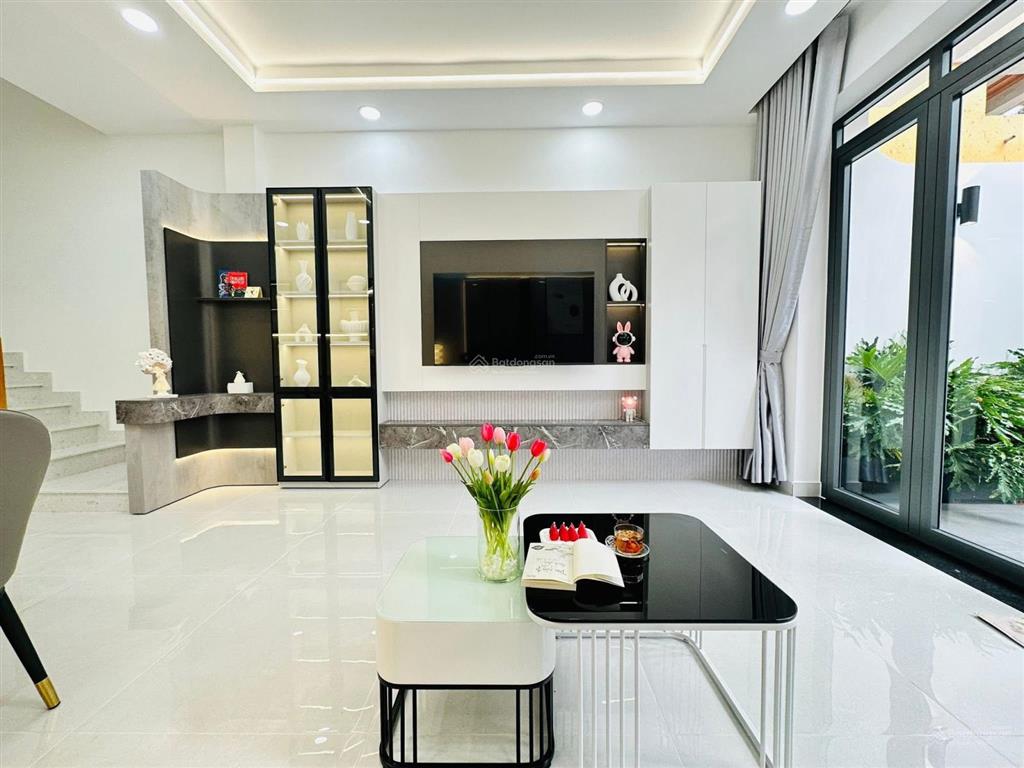 Vị trí vàng bán nhà nguyễn kiệm gò vấp  sát sân bay, sát công viên gia định  44m2 3pn 4ty46 shr