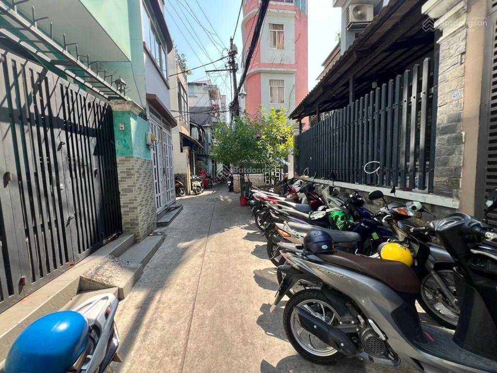 Sát mt ngô quyền trung tâm q10, hẻm 4m trước nhà, 32m2 (48), 2 tầng, đang cho thuê 12tr/th
