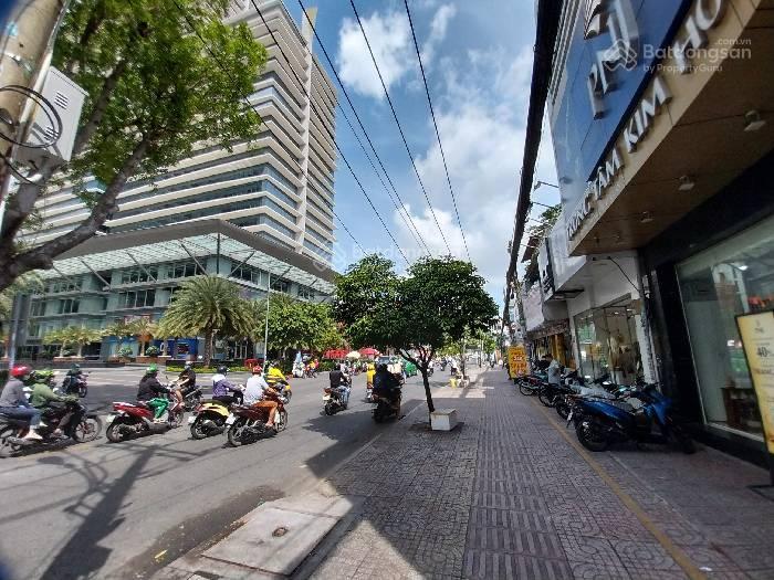Nhà 5 tầng, ngang 6,6m  hẻm 5m ô tô ra vào thoải mái  chỉ 10m ra mặt tiền đường cmt8