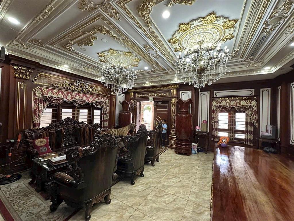 130 triệu/m2,sở hữu biệt thự hẻm 10m ngay trường sơn, q. tân bìnhdt 8.5x24m, cn 200m²,giá26 tỷ