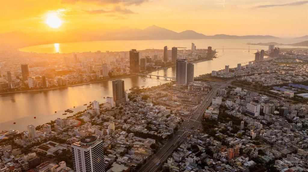 Căn hộ cao cấp, view sông hàn  được chiết khấu đến 17%, giá 4,9 tỷ ở capital square đà nẵng