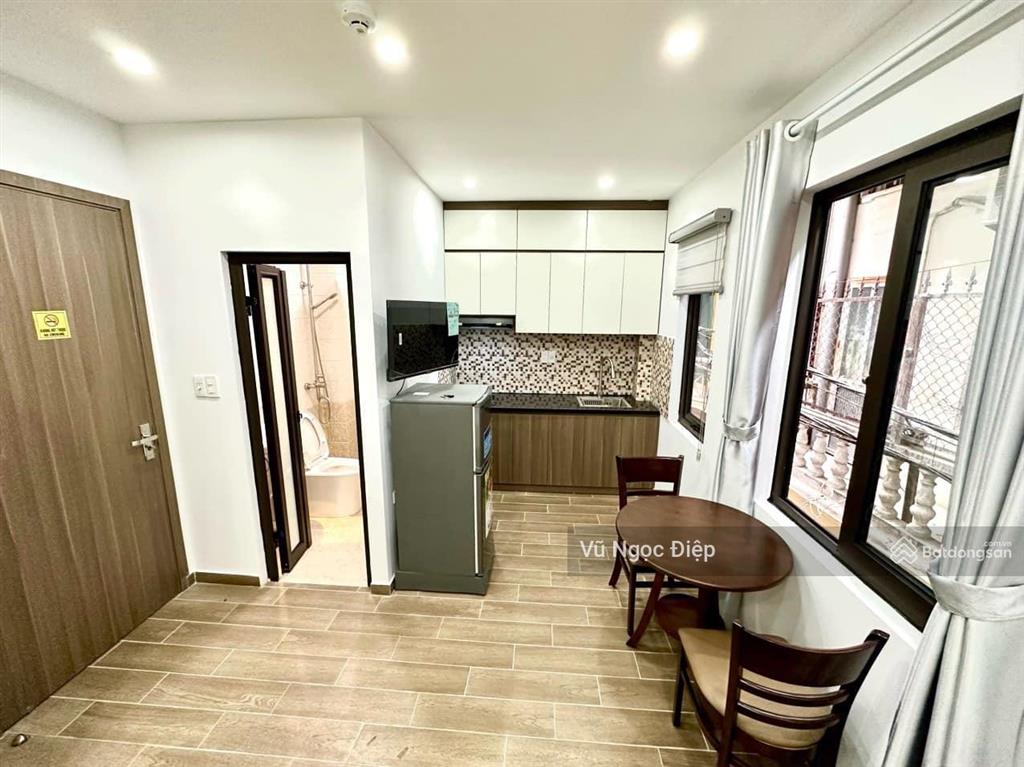 Cần bán tòa ccmn văn quán 96m2 7 tầng 24pkk doanh thu cao giá chỉ 19 tỷ