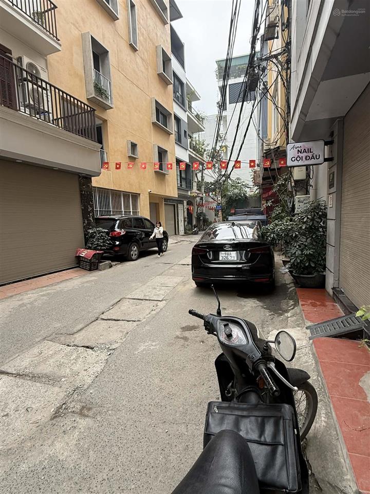 Bán nhà p/lô 2 ô tô tránh lạc long quân tây hồ 50m26t mt5m ở kd 21,5 tỷ lạc long quân.