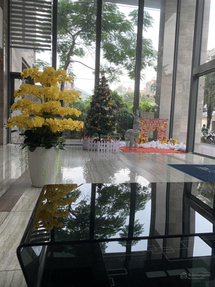 Bán căn hộ xi grand court, lý thường kiệt, 105m2, 3pn, 3wc, tầng cao, giá 9,35 tỷ.