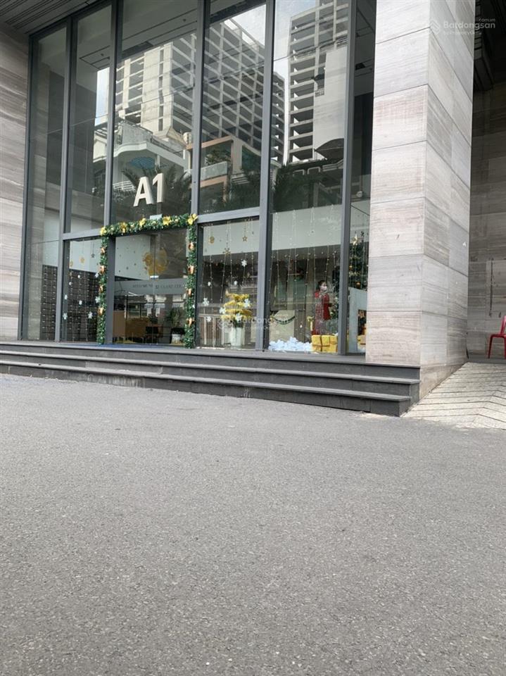 Bán căn hộ xi grand court, lý thường kiệt, 105m2, 3pn, 3wc, tầng cao, giá 9,35 tỷ.