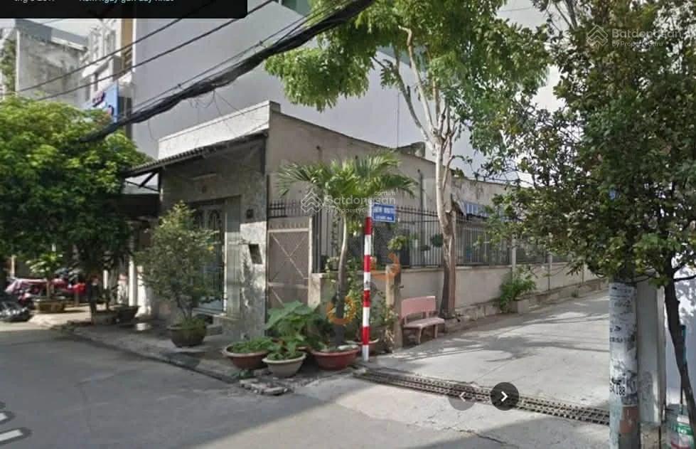 Nhà tân phú 102m², ngang 5.3m, hẻm xe hơi, thích hợp xây mới