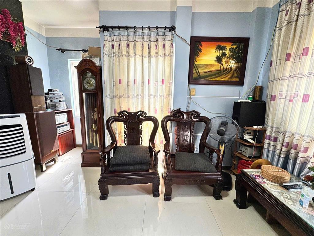 Nhà chính chủ hxh gần chợ đa kao 5 tâng btct giá 8 tỷ nhỉnh