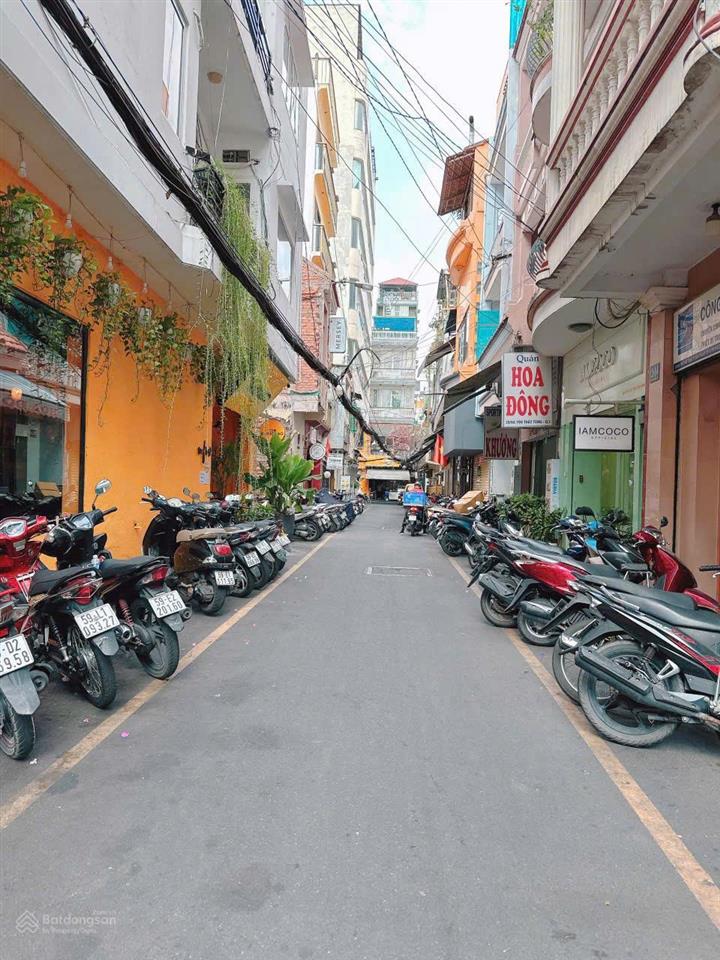 Bán nhà hẻm xe hơi lê thị riêng ngay khu trung tâm quận 1 phường bến thành
